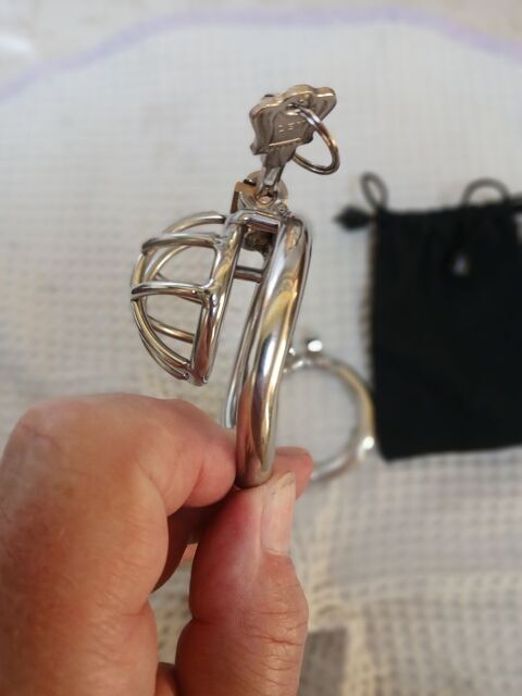 cage chastet� inox Istres (13)