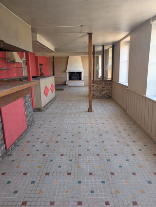  Maison à louer 7 pièces 150 m² Connerré