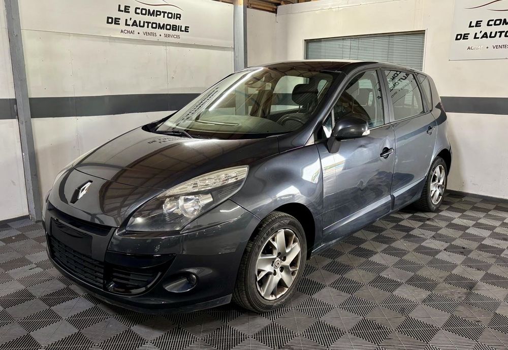 Sc&eacute;nic III Scenic III dCi 95 FAP eco2 Expression Euro 5 2010 occasion 95330 Domont