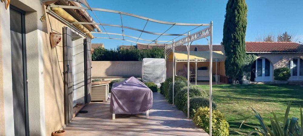 Pergola fer forg&eacute; artisanale Jardin