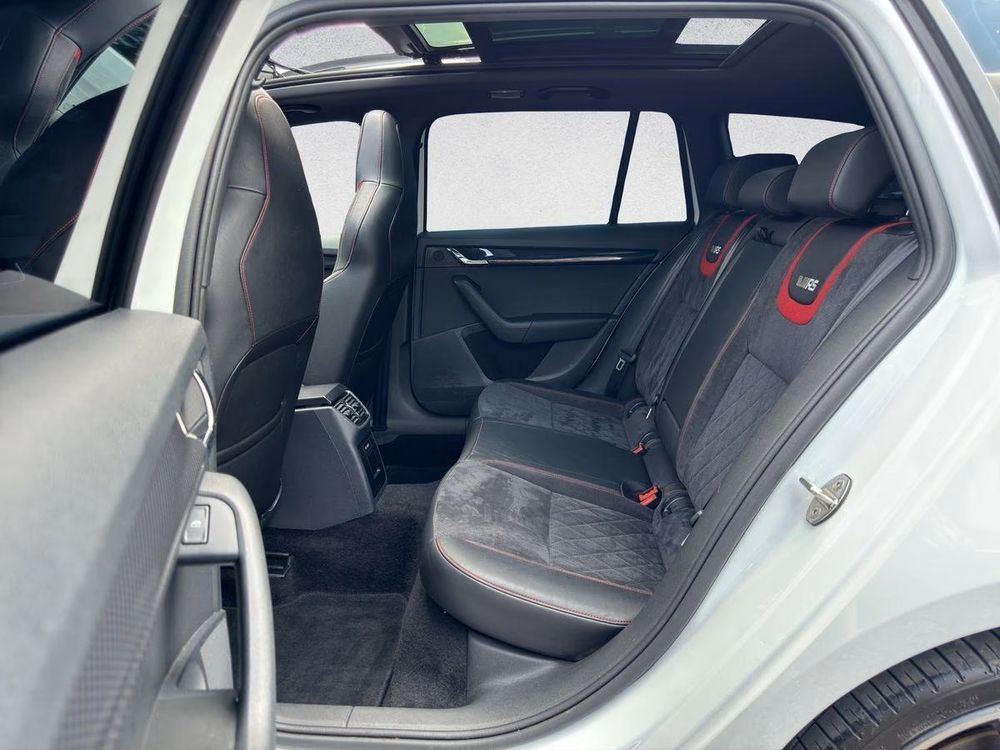 Octavia Combi 2.0 TSI 245 ch DSG7 RS 2019 occasion 38440 Saint-Jean-de-Bournay