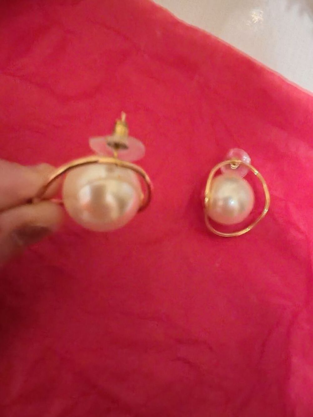 Boucles d'oreilles &eacute;l&eacute;gantes pour oreilles perc&eacute;es fantaisie Bijoux et montres
