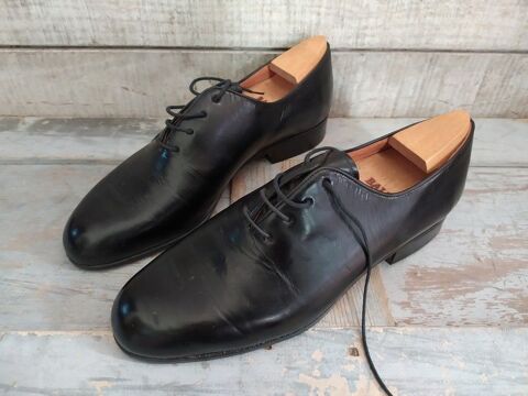 Chaussures de Luxe à Lacets Cuir Noir Pierre Faivret
1 Loches (37)