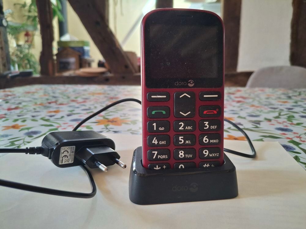 TELEPHONE SENIORS DORO Téléphones et tablettes