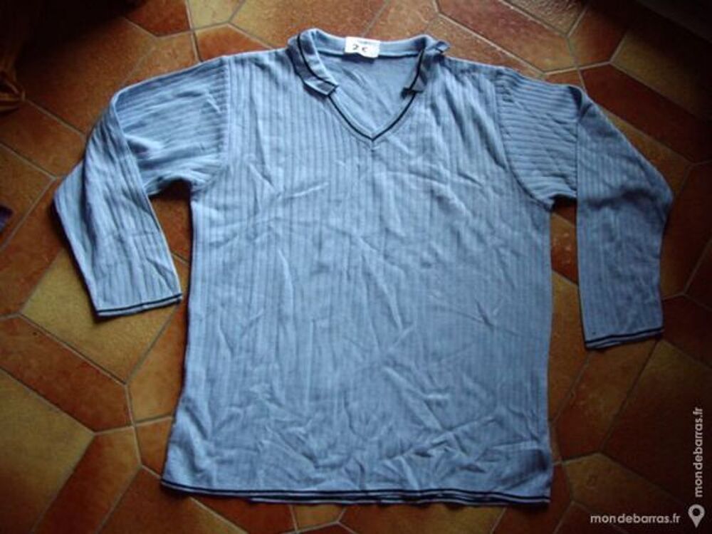 PULLS Homme Taille L &agrave; 2 € Vêtements