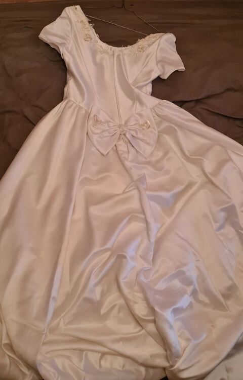 Robe de mariée 140 Cluses (74)