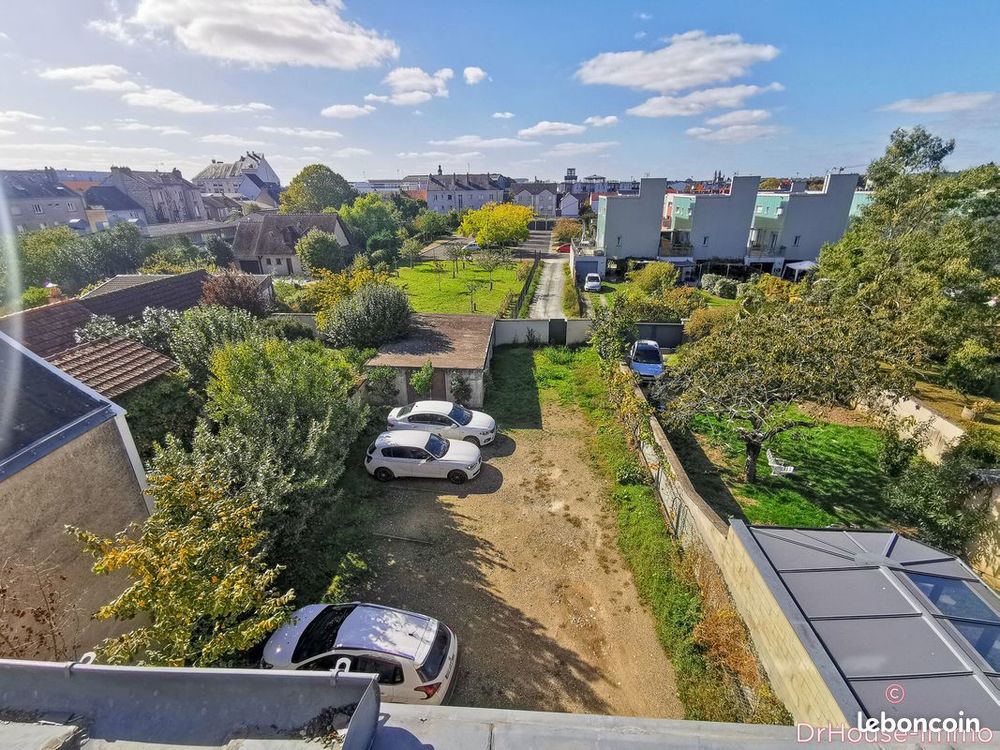 Appartement 1 pièce 31 m² · à Saint-Pierre-des-Corps · 31 m² · 76 000 €