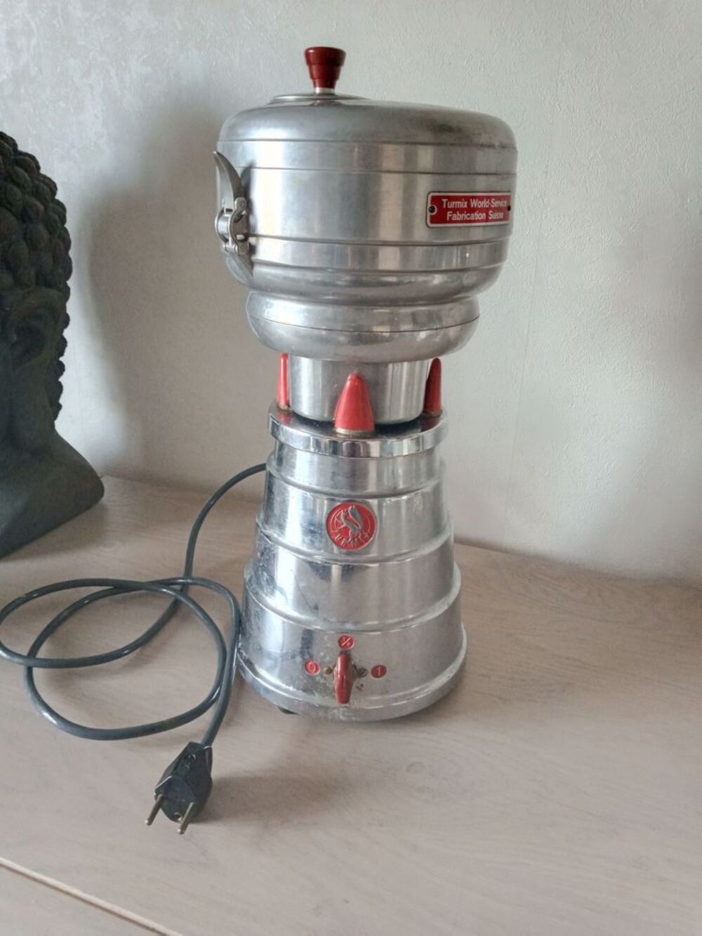 Broyeur &agrave; c&eacute;r&eacute;ales Tr&eacute;mix , &eacute;lectrique Electroménager