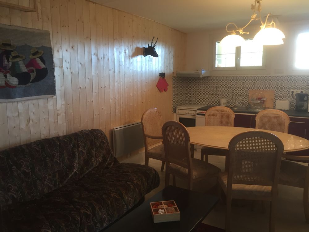   Appartement Gentiane dans chalet exposé plein sud. Languedoc-Roussillon, Les Angles (66210)