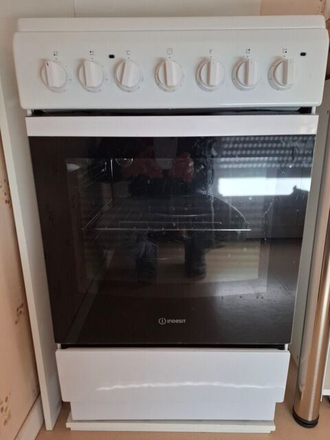 CUISINIERE VITROCERAMIQUE 120 Nantes (44)