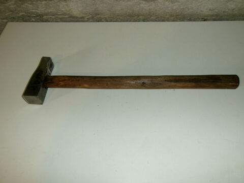 Chasse � parer ancienne avec son manche outil de forgeron 0 Foug�res (35)