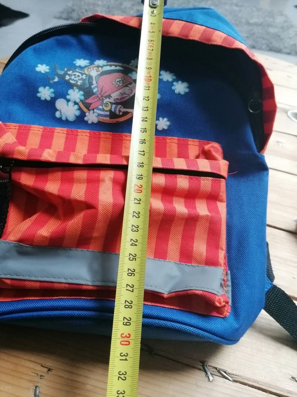 Lot de 13 jouets et 1 sac &agrave; dos Jeux / jouets