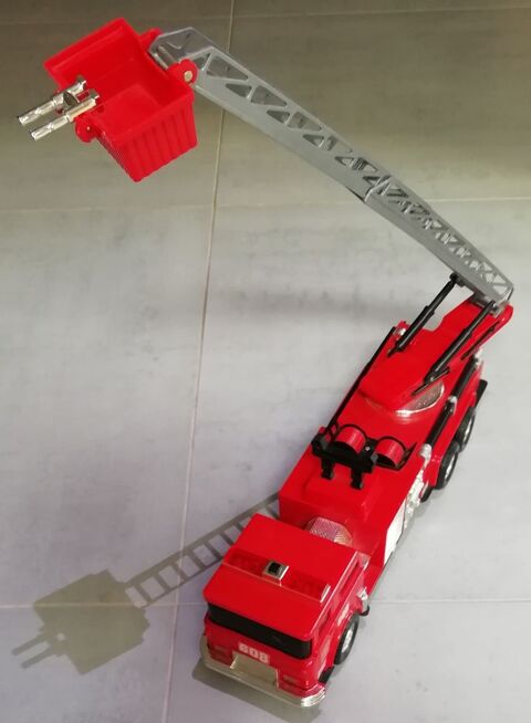 Camion de pompier 10 Saint-Nazaire (44)