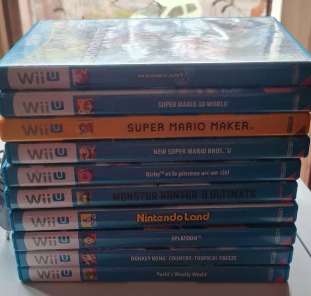 Wii U + 10 JEUX Consoles et jeux vidos