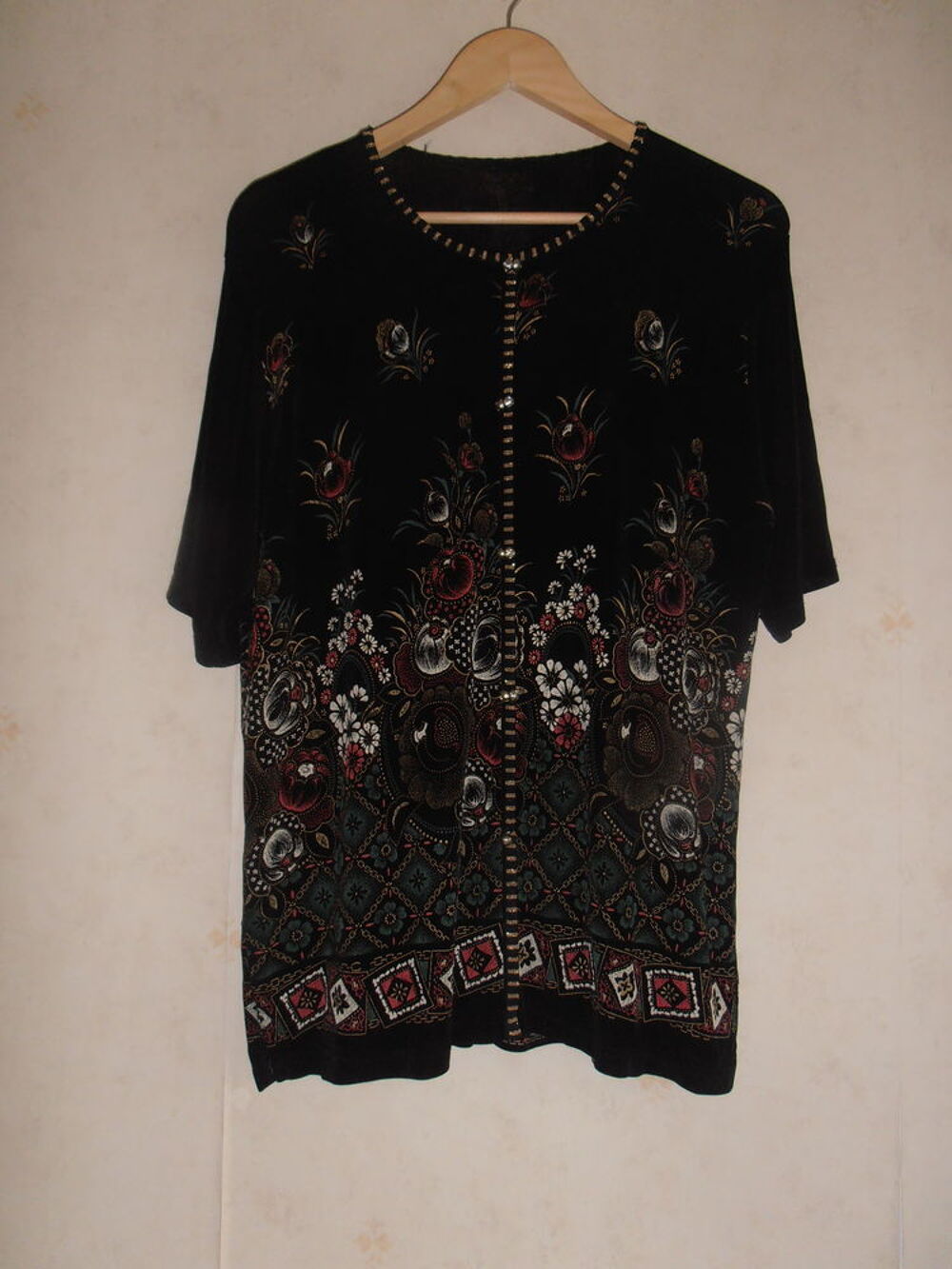 Tunique motifs peints (82) Vêtements