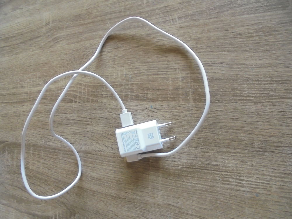 Chargeur SAMSUNG Téléphones et tablettes