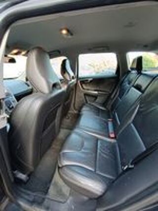 XC60 Business D4 181 ch S&S Momentum Business Geartronic A 2013 occasion 89380 Appoigny