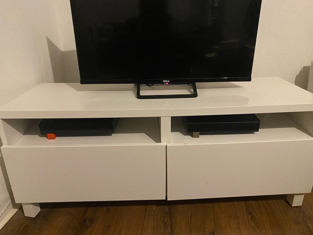 Meuble t&eacute;l&eacute; Meubles