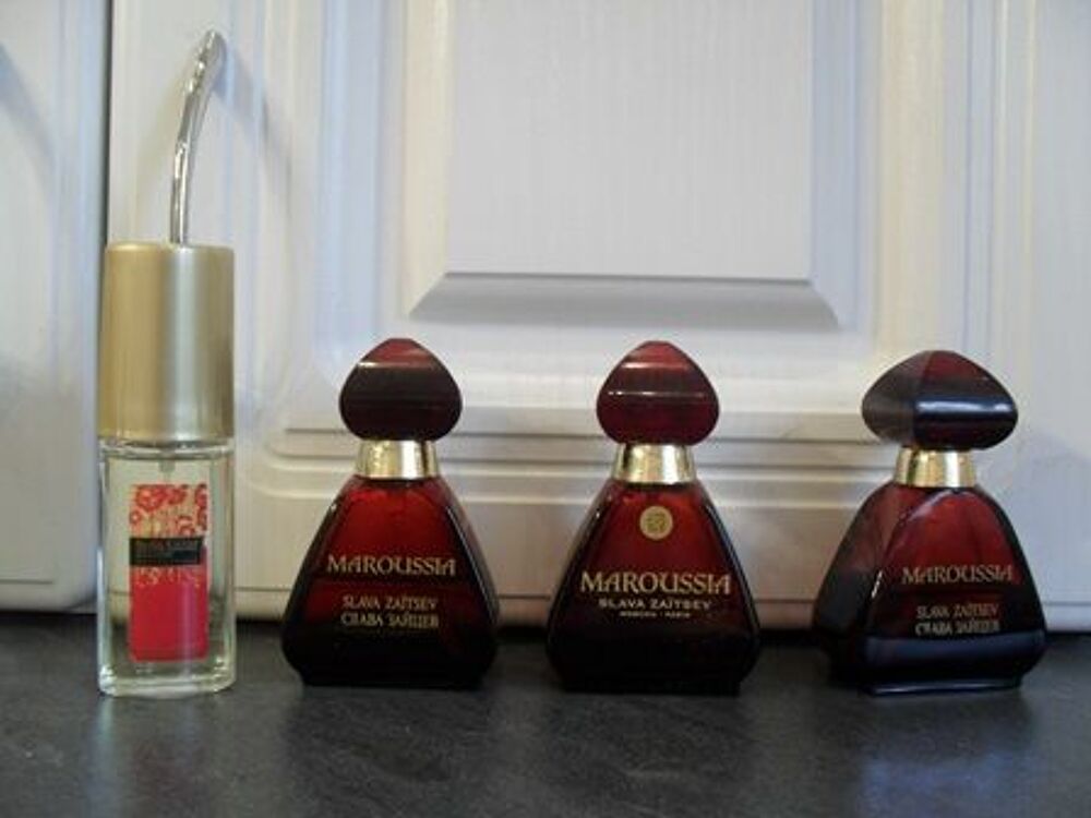 EAU DE TOILETTE Bijoux et montres