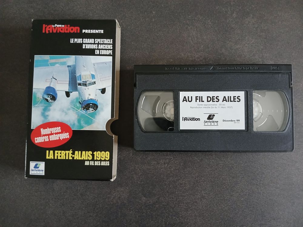 CASSETTES K7 L'AVIATION LA FERTE-ALAIS 1999 AU FIL DES AILES Photos/Video/TV