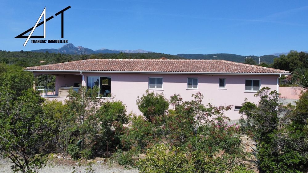 Vente Villa TRS BELLE VILLA DE 143 M2 VUE MER ET MONTAGNES SUR 1410 M2 DE TERRAIN CLOS Solaro