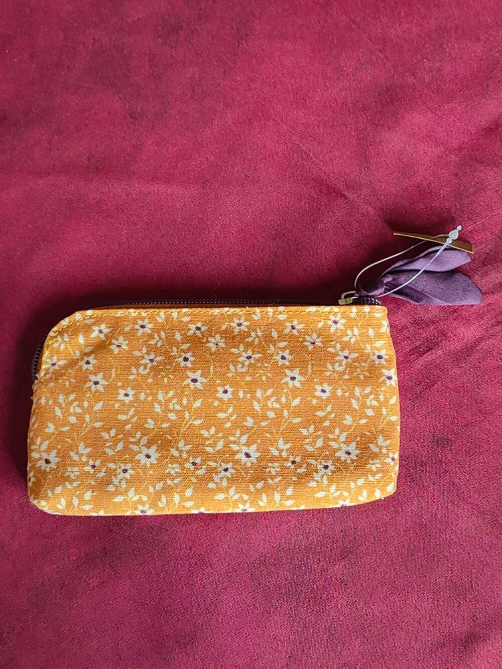 Pochette orange fleurie neuve Maroquinerie