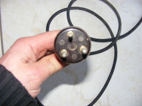 prise ancienne  3 broches 8 Pl�dran (22)