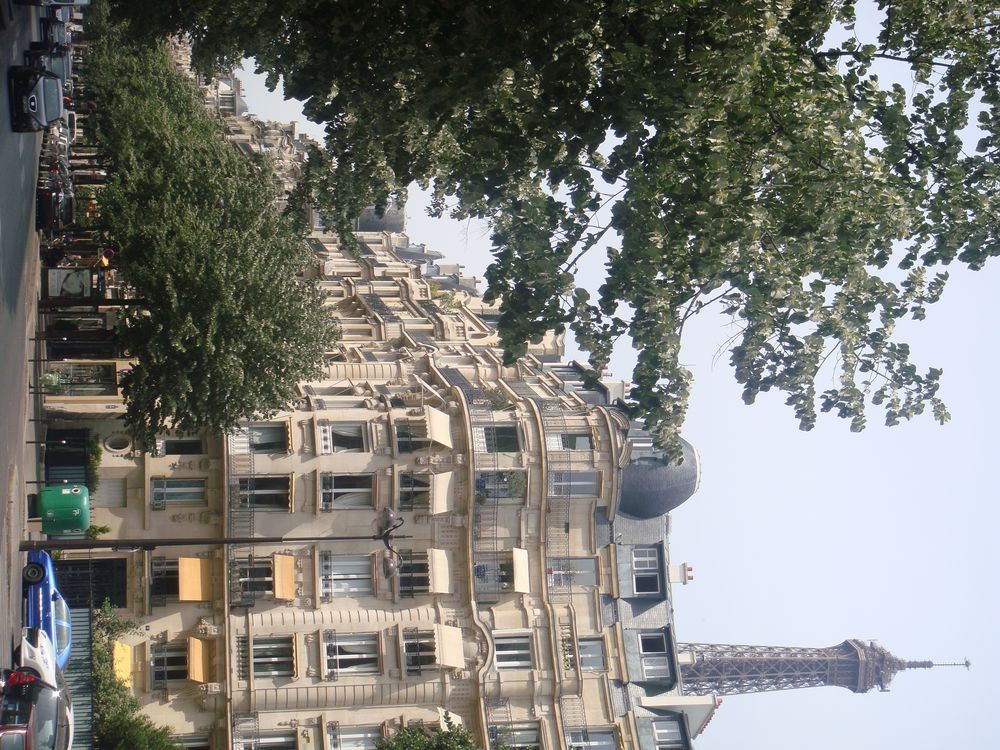   Grand Appartement meublé au pied de la Tour Eiffel Île-de-France, Paris (75015)