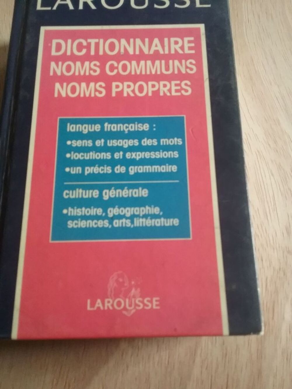 Larousse dictionnaire Livres et BD