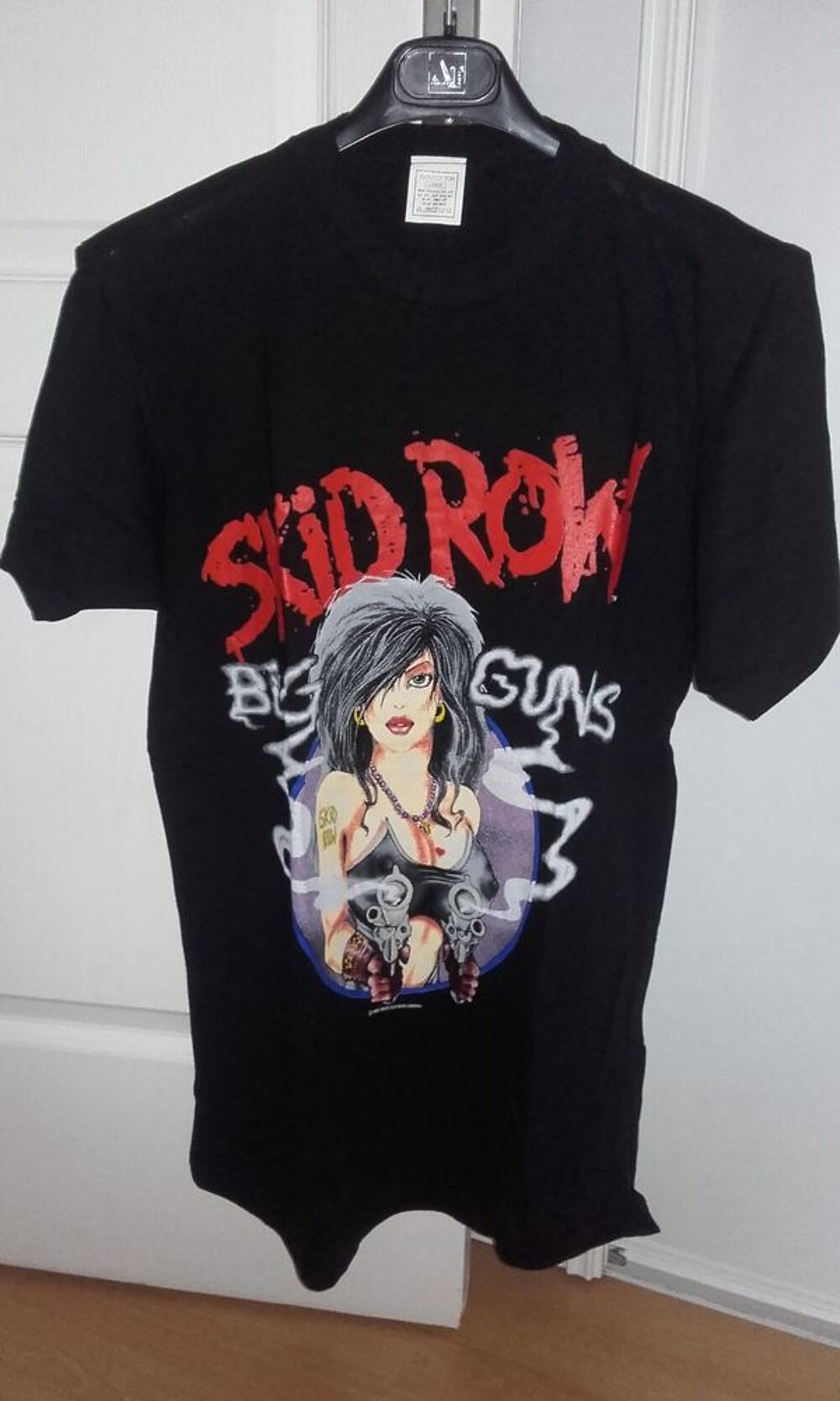 T-Shirt : Skid Row - Big Guns - Skid Row Blew Me Away Tour 1 Vtements