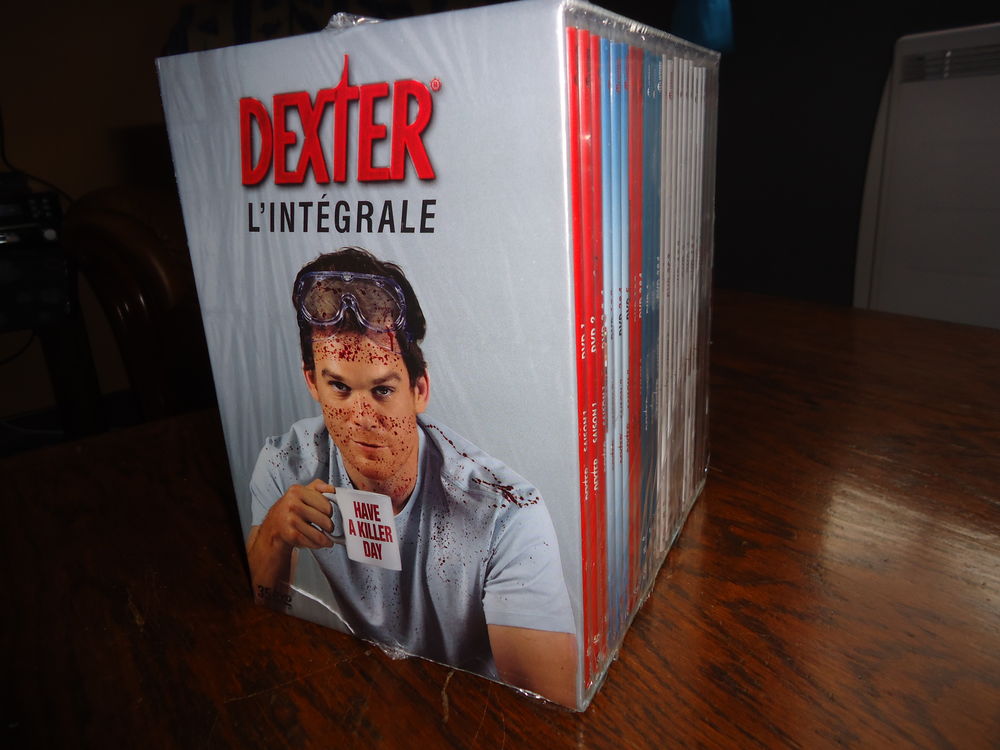 coffret integrale de la serie dexter neuve DVD et blu-ray