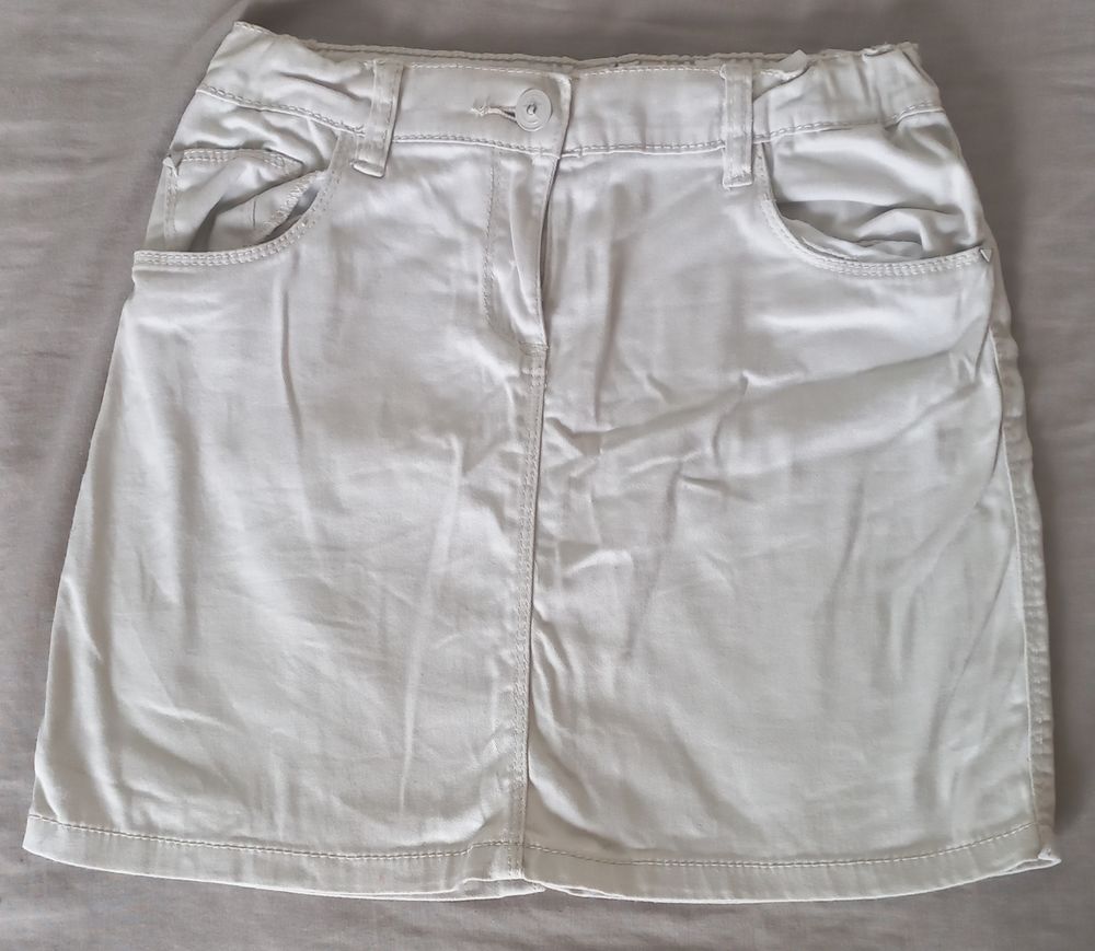 Jupe, couleur: gris-beige, taille correctement Vêtements