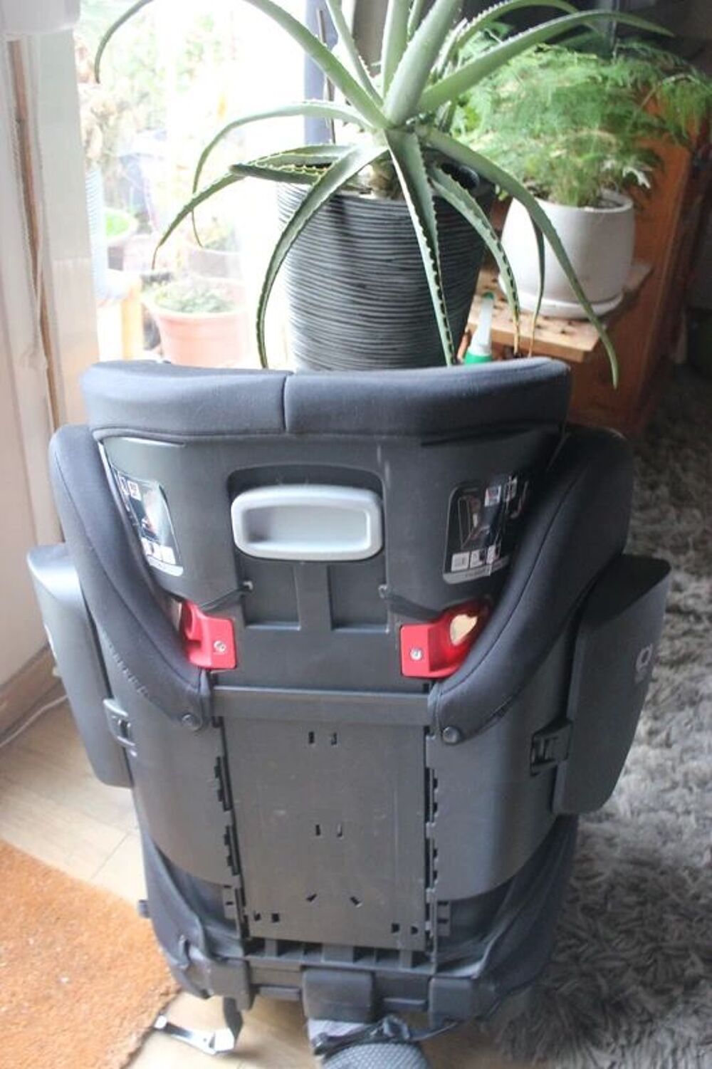 Si&egrave;ge auto Joie avec isofix Pu�riculture