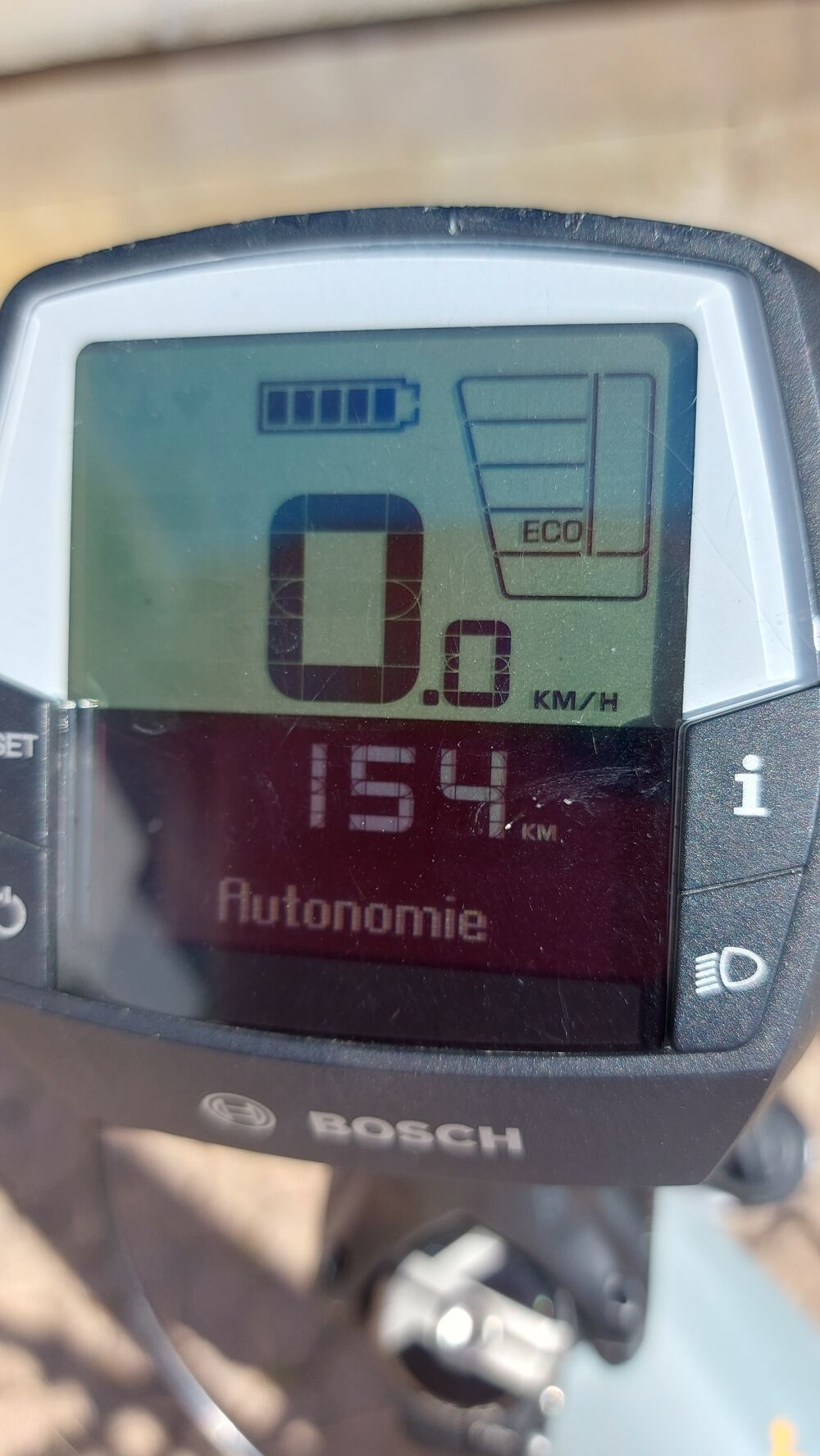 v&eacute;lo &agrave; assistance &eacute;lectrique CUBE Vlos