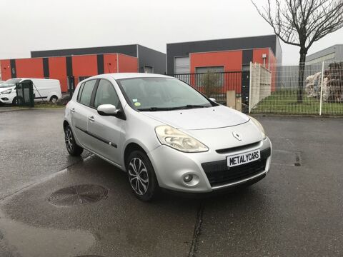 Renault Clio III Renault dCi 90 eco2 Expression Clim 2011 occasion Saint-Laurent-des-Autels 49270