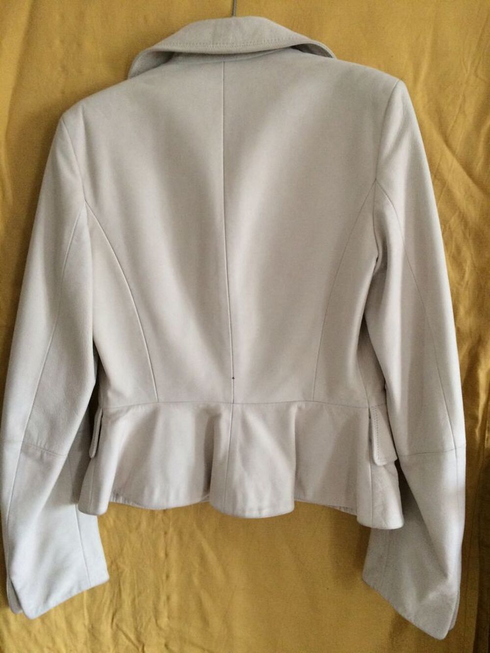 Veste neuve en cuir &eacute;cru/gris - Max Mara Vêtements