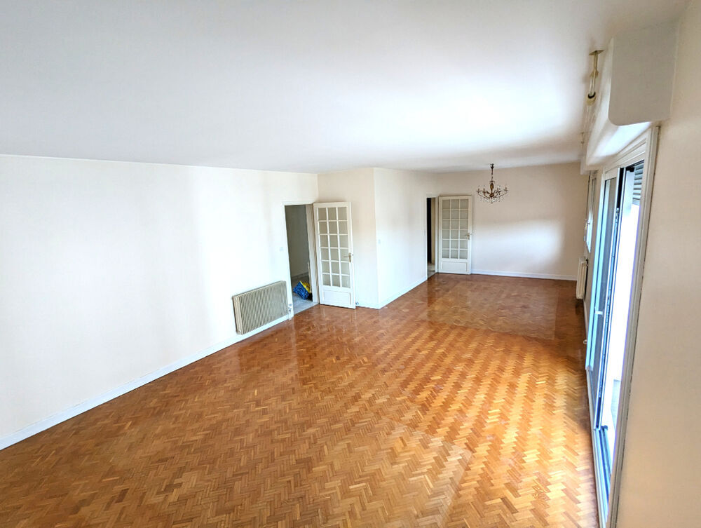 Vente Appartement Centre ville, proche jardin Carnot et berges du Cher . Montluçon