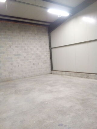  Atelier � louer 1 pi�ce 180 m�