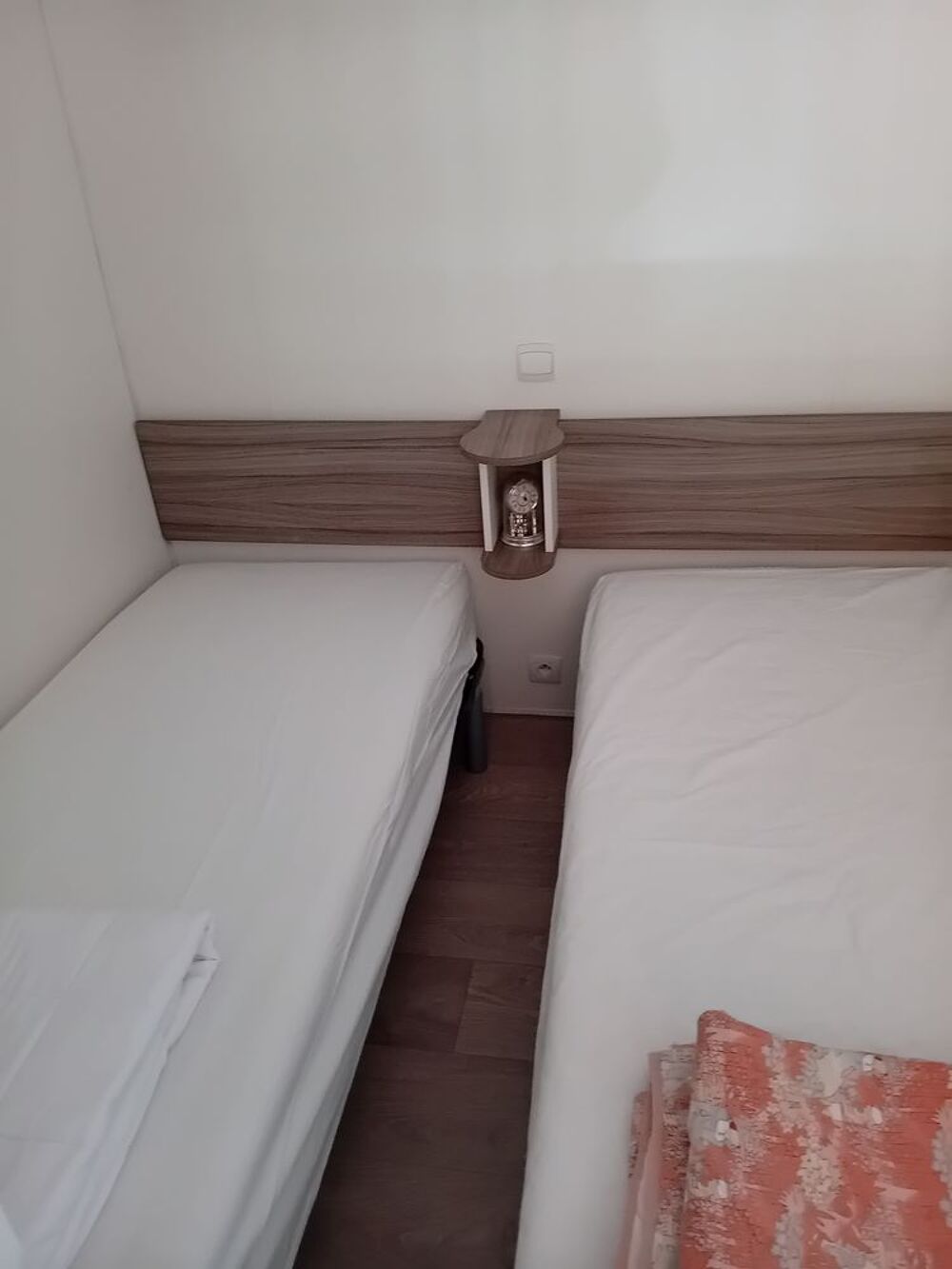   Mobilhomme dans terain de camping pour 4 personnes Basse-Normandie, Montviron (50530)