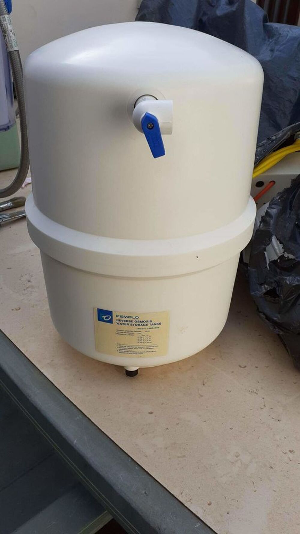 adoucisseur d'eau bon &eacute;tat et complet Bricolage