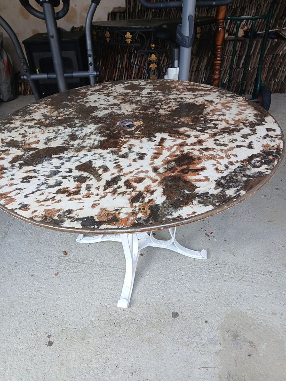 table de jardin ancienne en fer Meubles