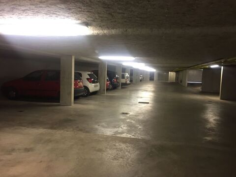  Parking / Garage � louer 9 m� Lyon