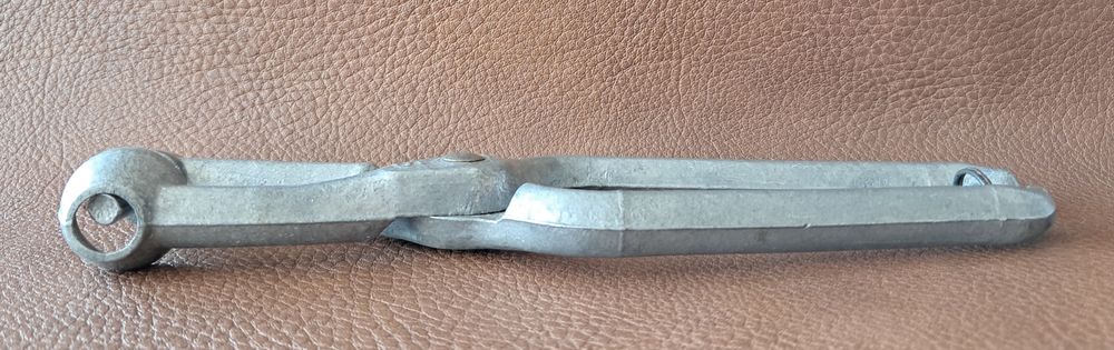 ancien denoyauteur vintage 
marque as 
18x4,5 cm
Cuisine