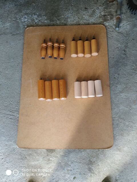 16 pieds de lits neufs 30 Saint-Fulgent (85)