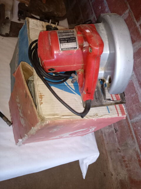 Scie circulaire  manuelle 50 Eauze (32)