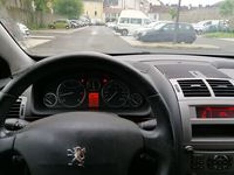 407 2.0 HDi 16v Ex&eacute;cutive Pack FAP 2004 occasion 64000 Pau