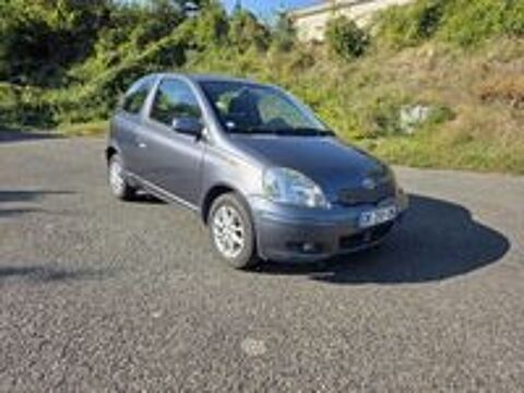 Yaris 85 VVT-i Lin&eacute;a Luna 2004 occasion 69320 Feyzin