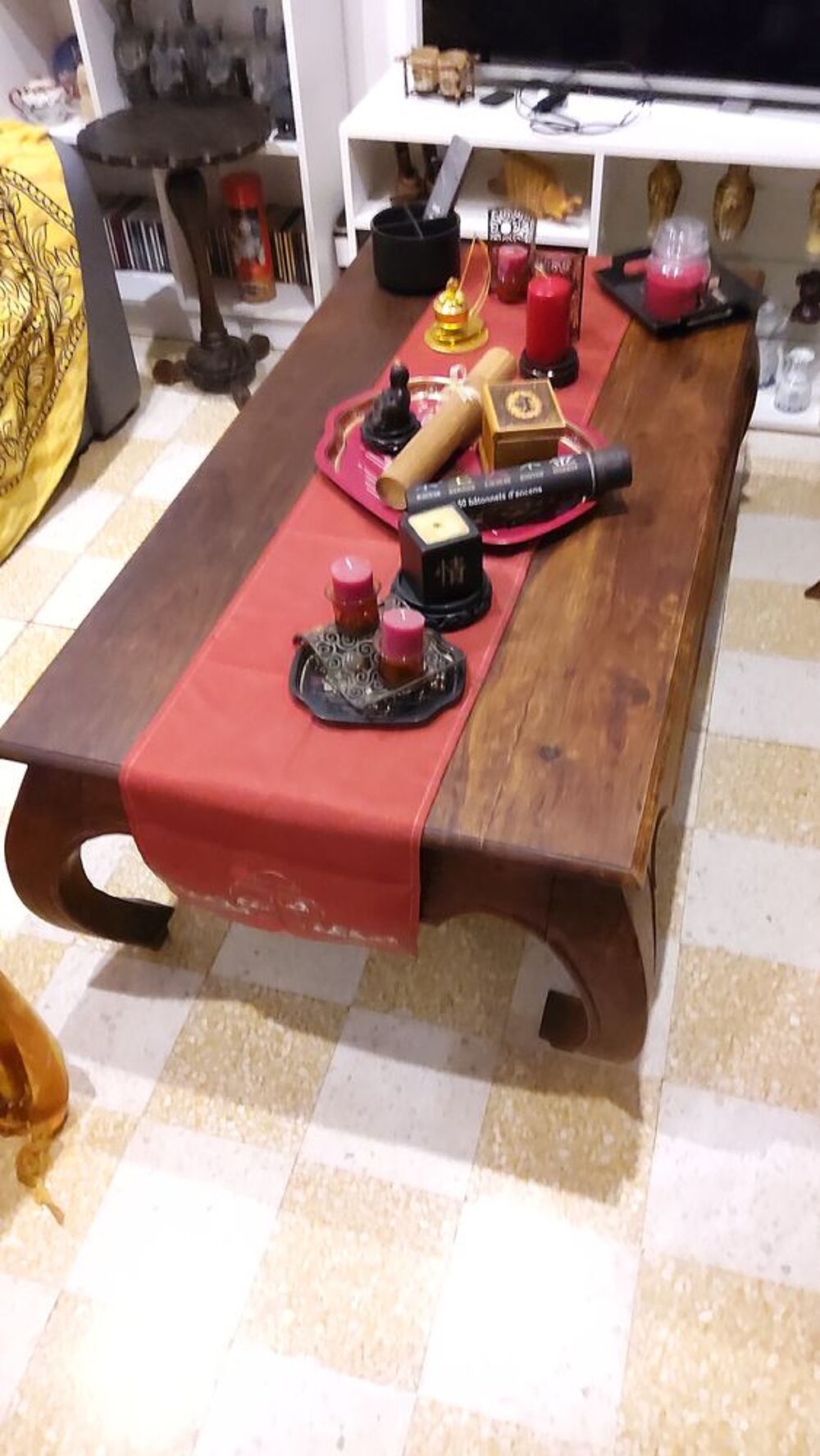 Table &agrave; opium Meubles
