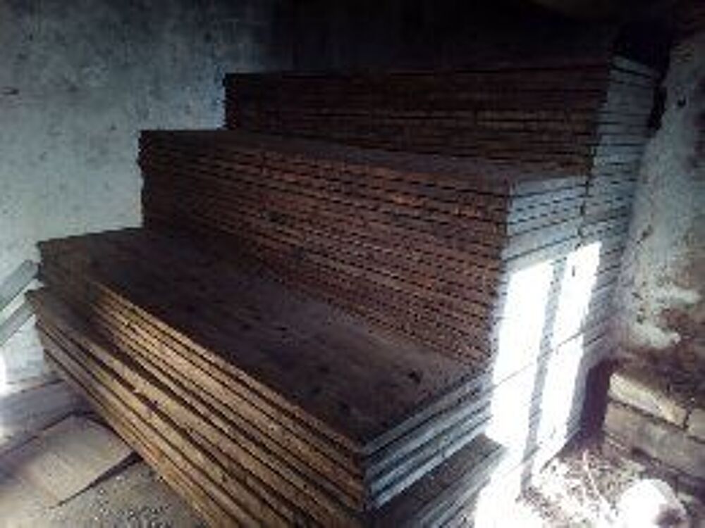 BANCHES PANNEAUX BOIS COFRECO Bricolage
