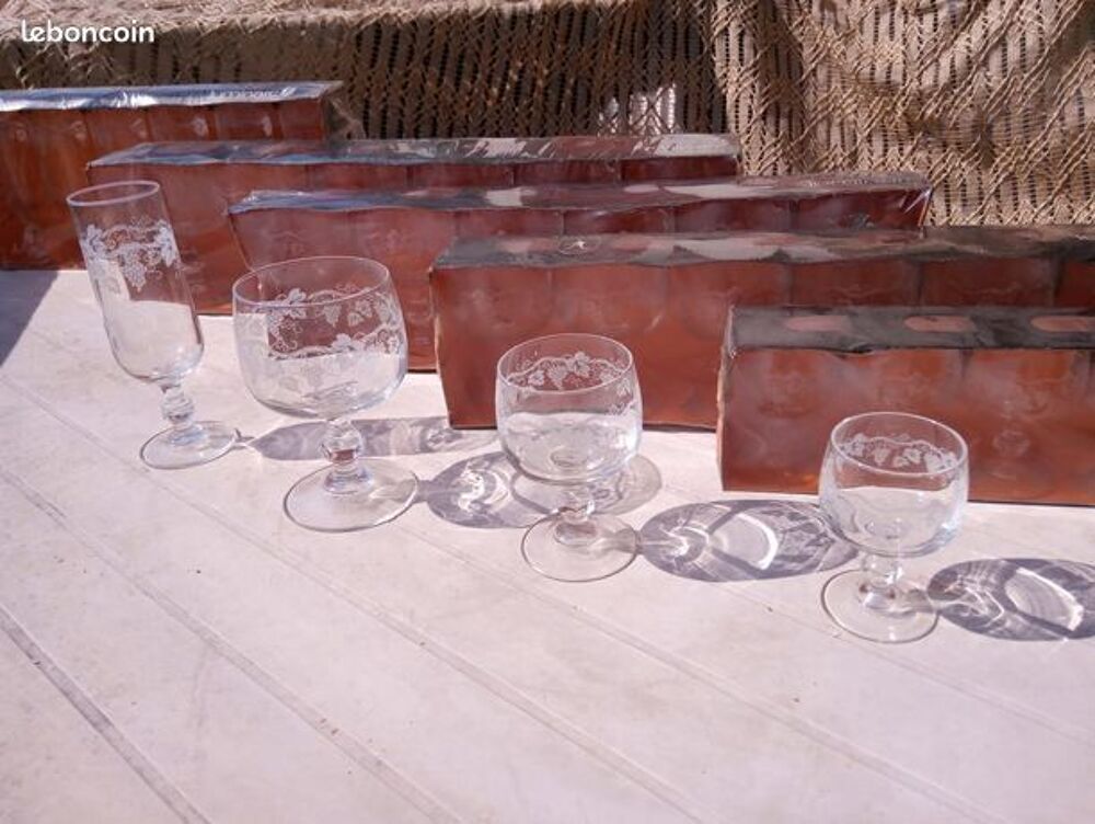 verres grav&eacute;s Décoration